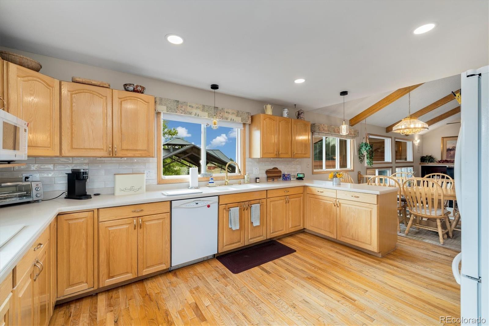 MLS Image #14 for 7390 s liverpool street,centennial, Colorado