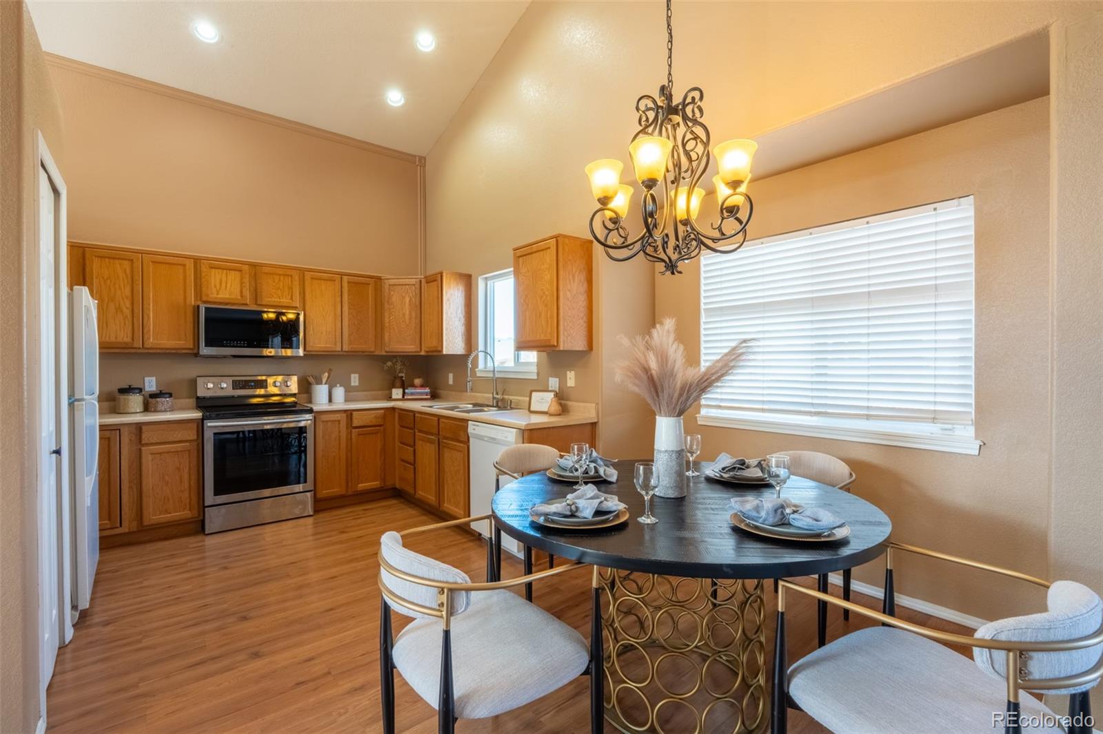 MLS Image #5 for 6944  fountain vista circle,fountain, Colorado