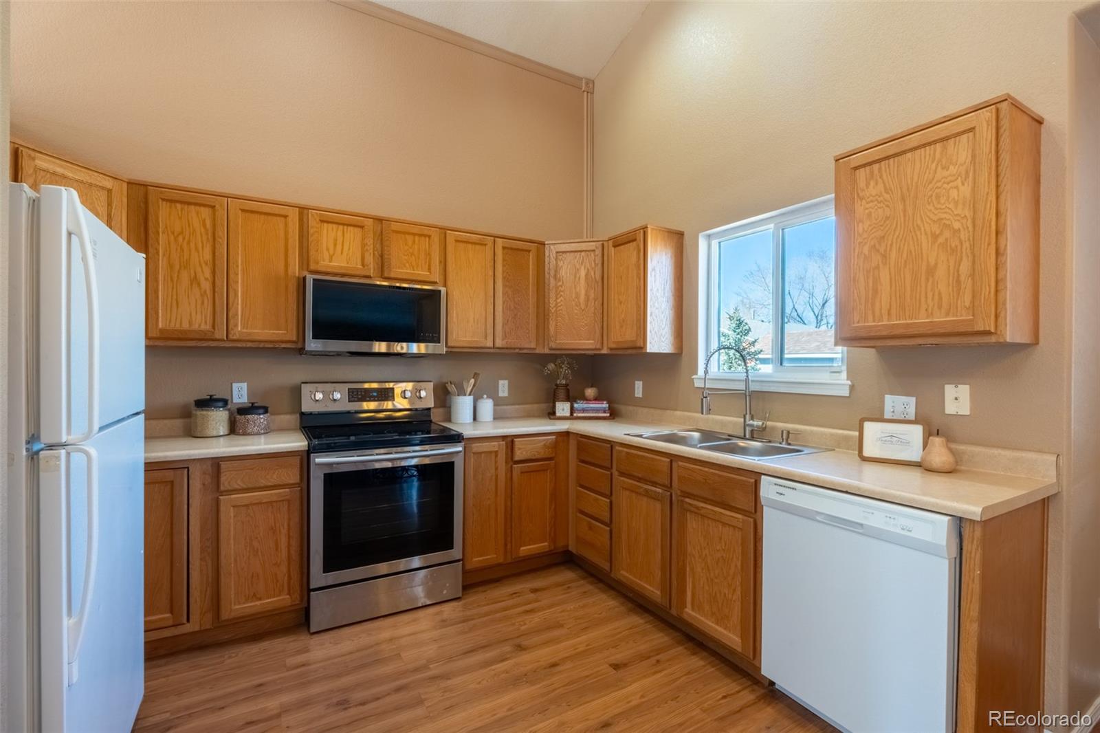 MLS Image #6 for 6944  fountain vista circle,fountain, Colorado