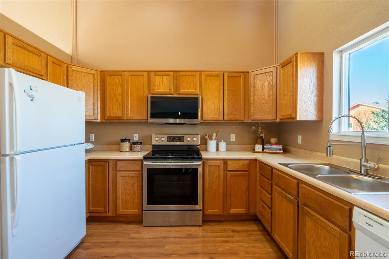 MLS Image #7 for 6944  fountain vista circle,fountain, Colorado