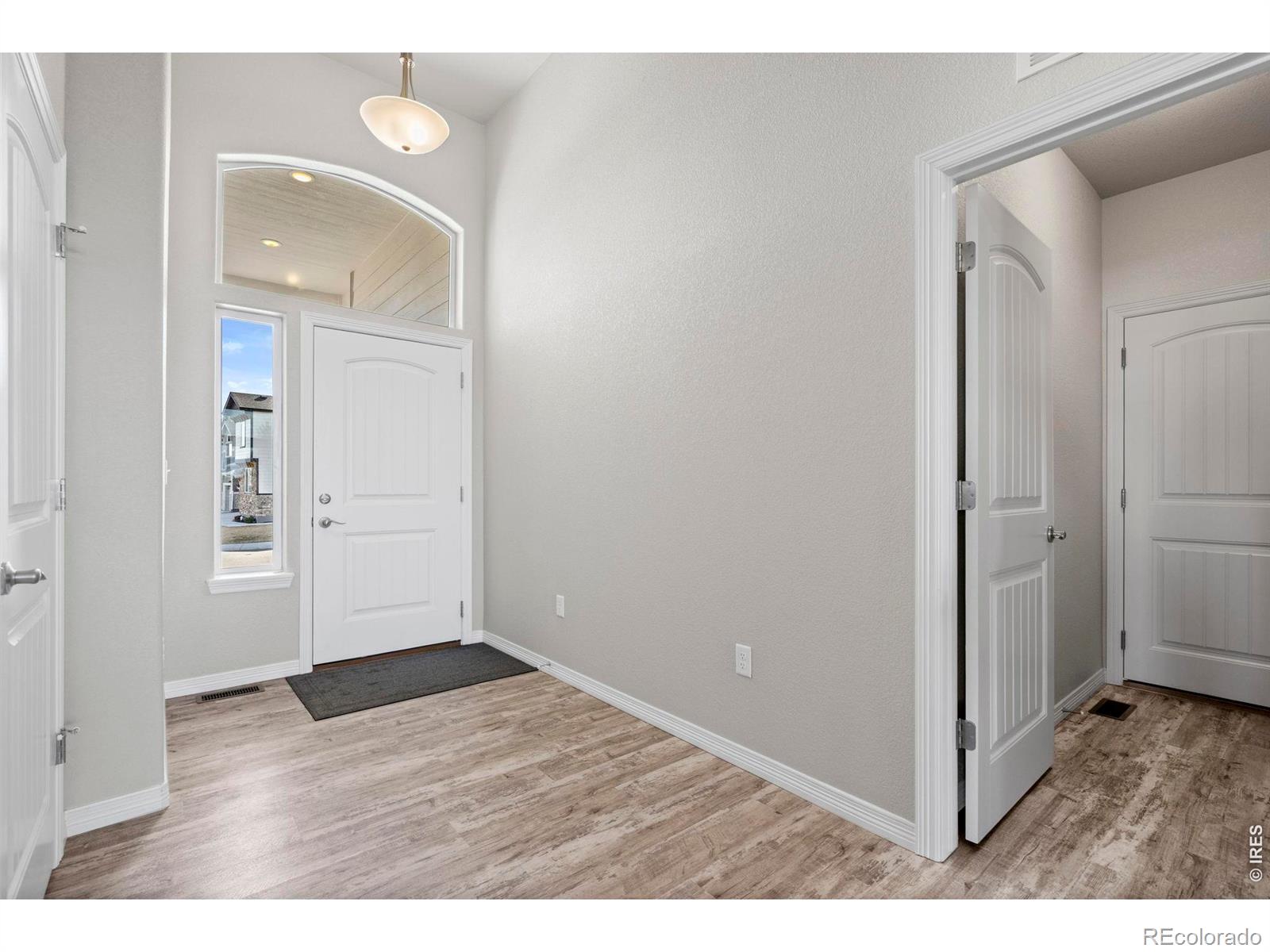 MLS Image #4 for 1733  lazear street,loveland, Colorado