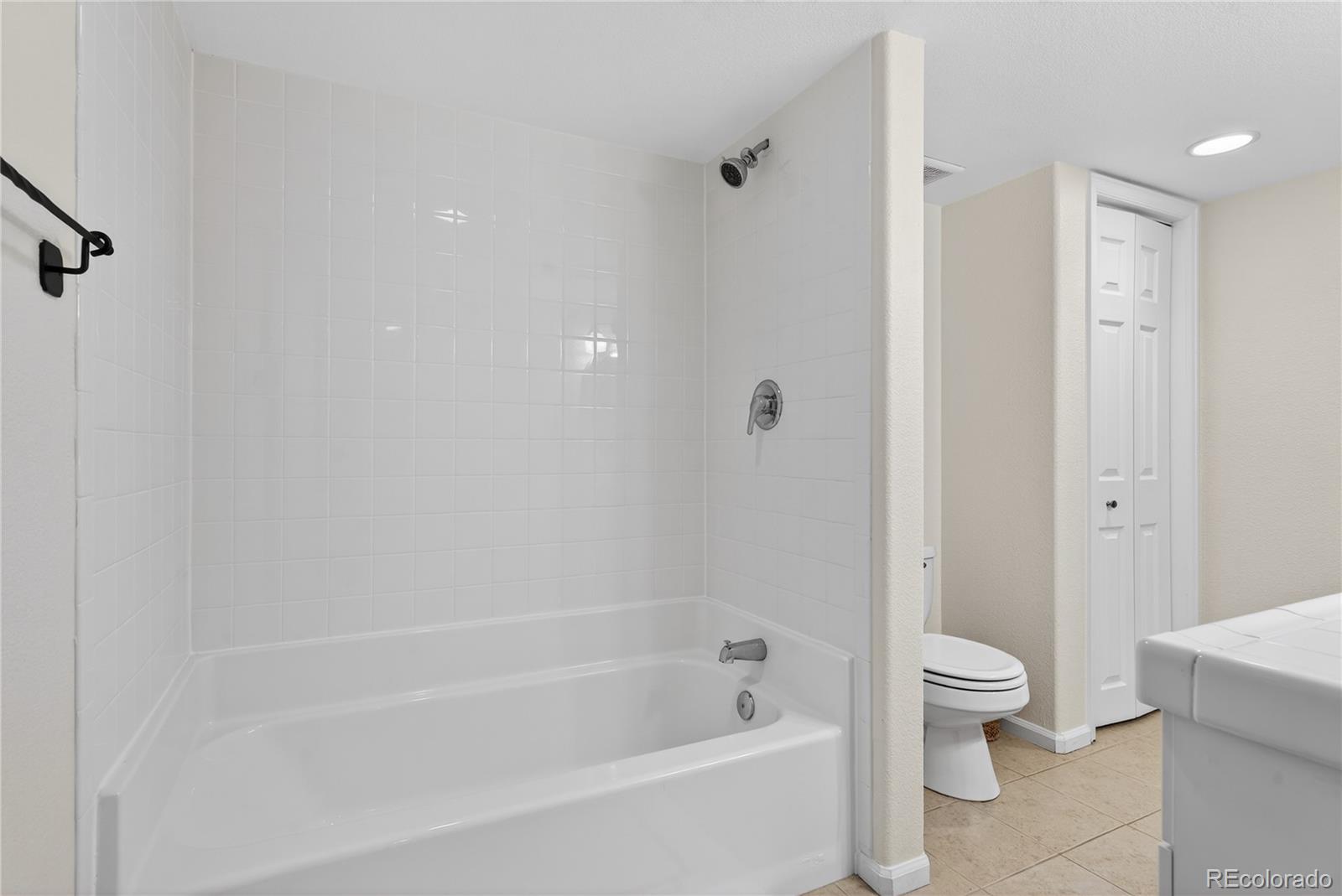 MLS Image #38 for 10155  joseph drive,highlands ranch, Colorado