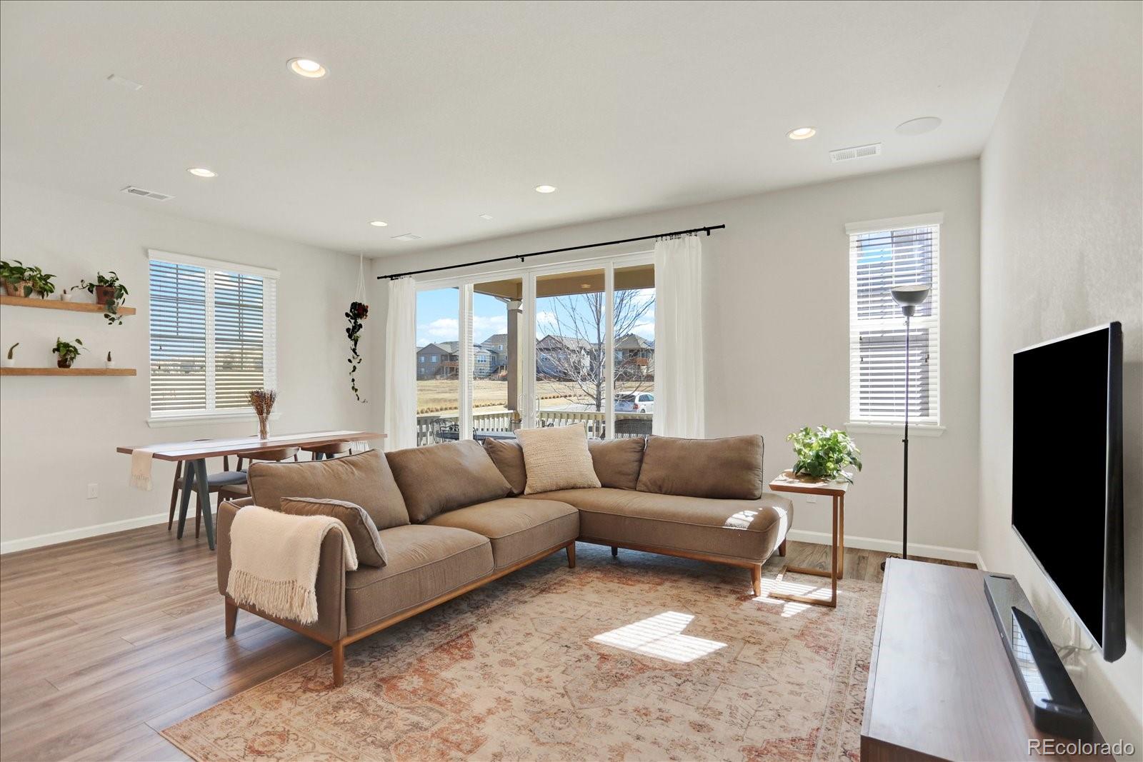 MLS Image #2 for 4683 s nepal way,aurora, Colorado