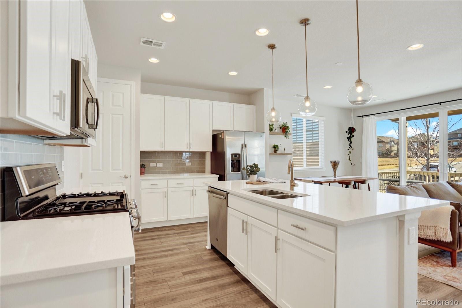MLS Image #5 for 4683 s nepal way,aurora, Colorado