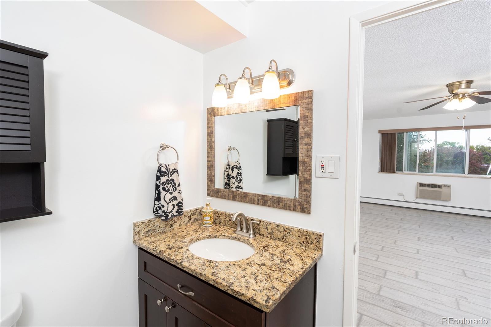 MLS Image #13 for 650 s alton way 10c,denver, Colorado