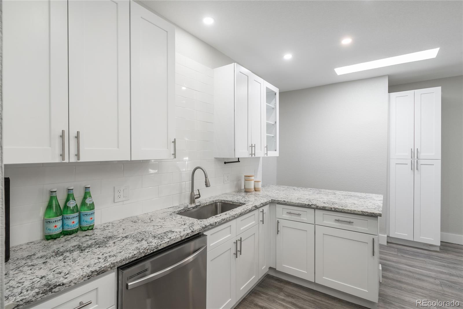 MLS Image #16 for 2339 s acoma street ,denver, Colorado