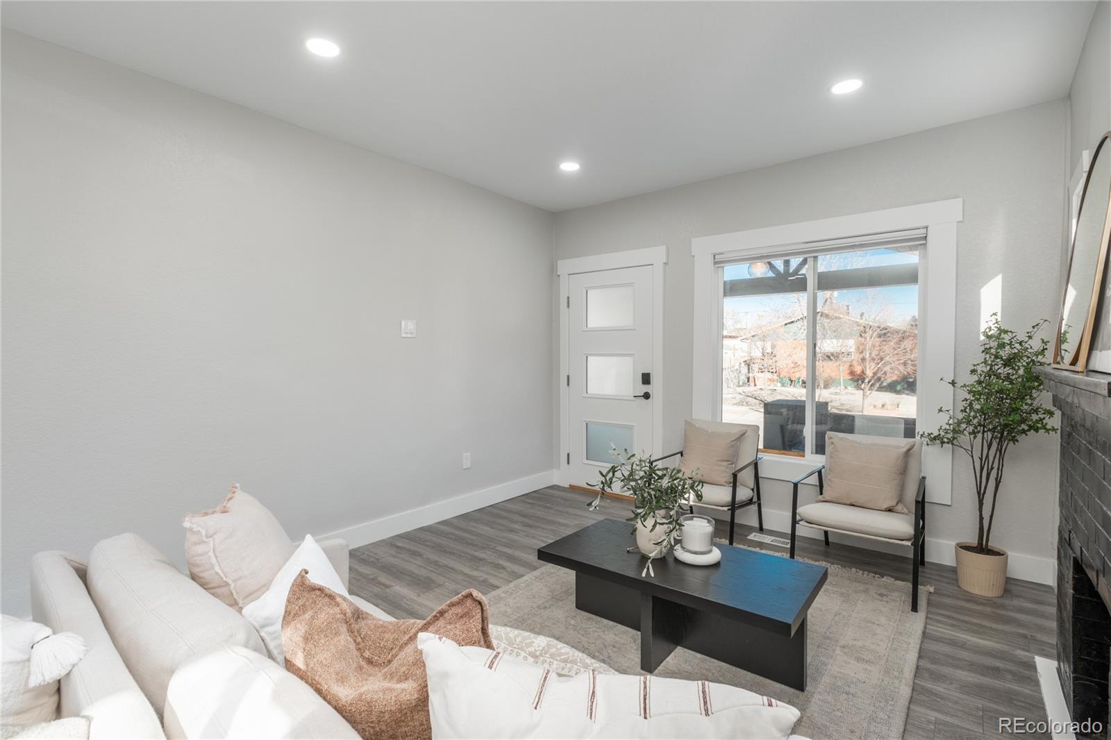 MLS Image #4 for 2339 s acoma street ,denver, Colorado