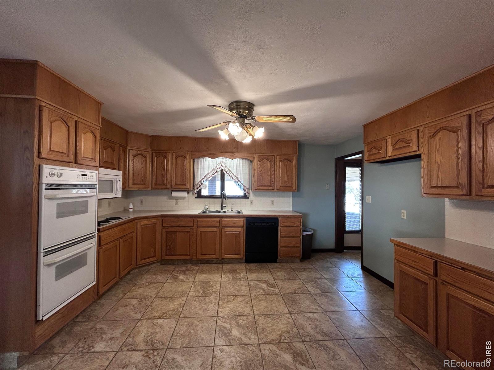 MLS Image #3 for 19023  county road 3 ,wiggins, Colorado