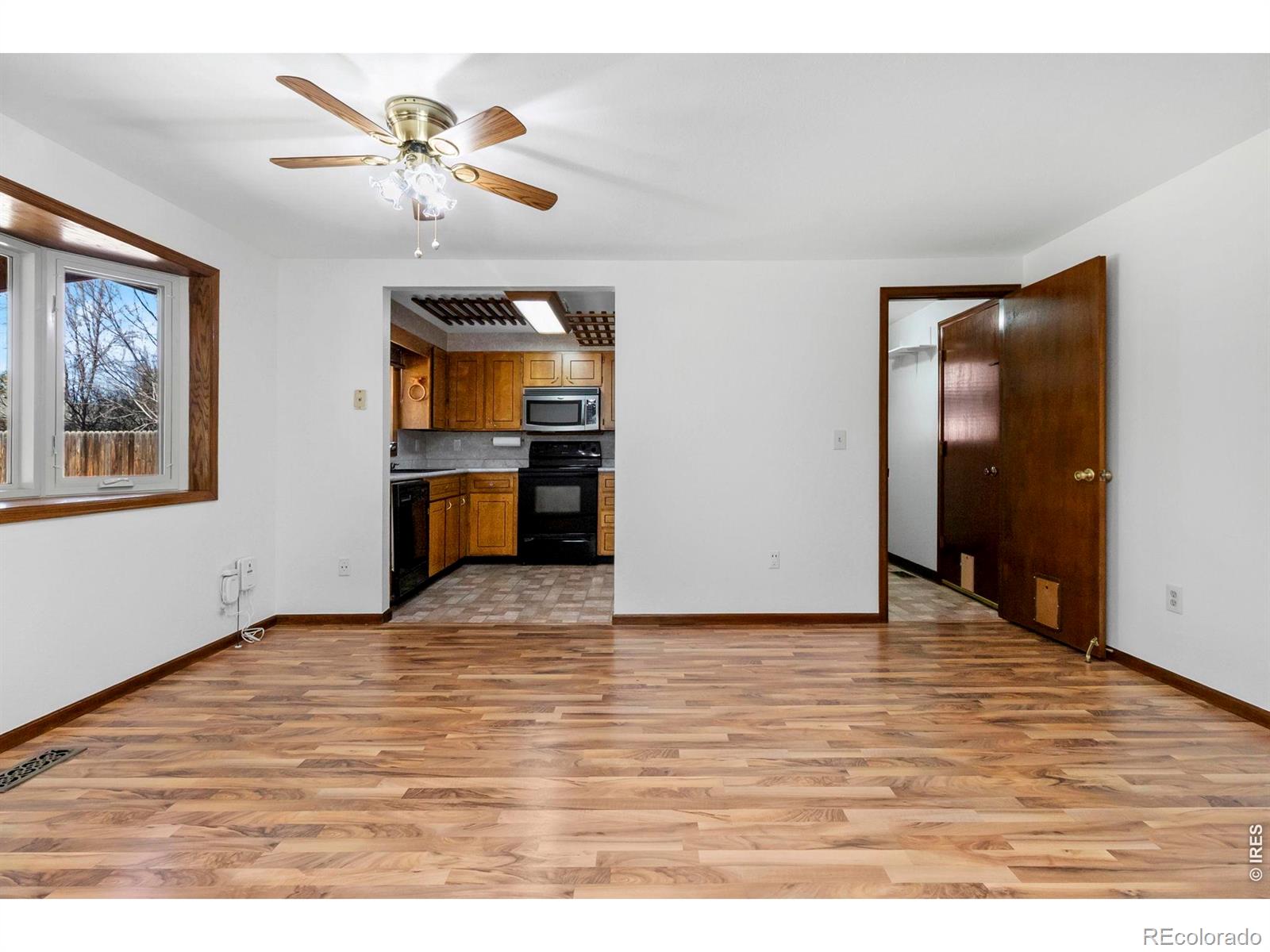 MLS Image #5 for 1407  willow drive,berthoud, Colorado