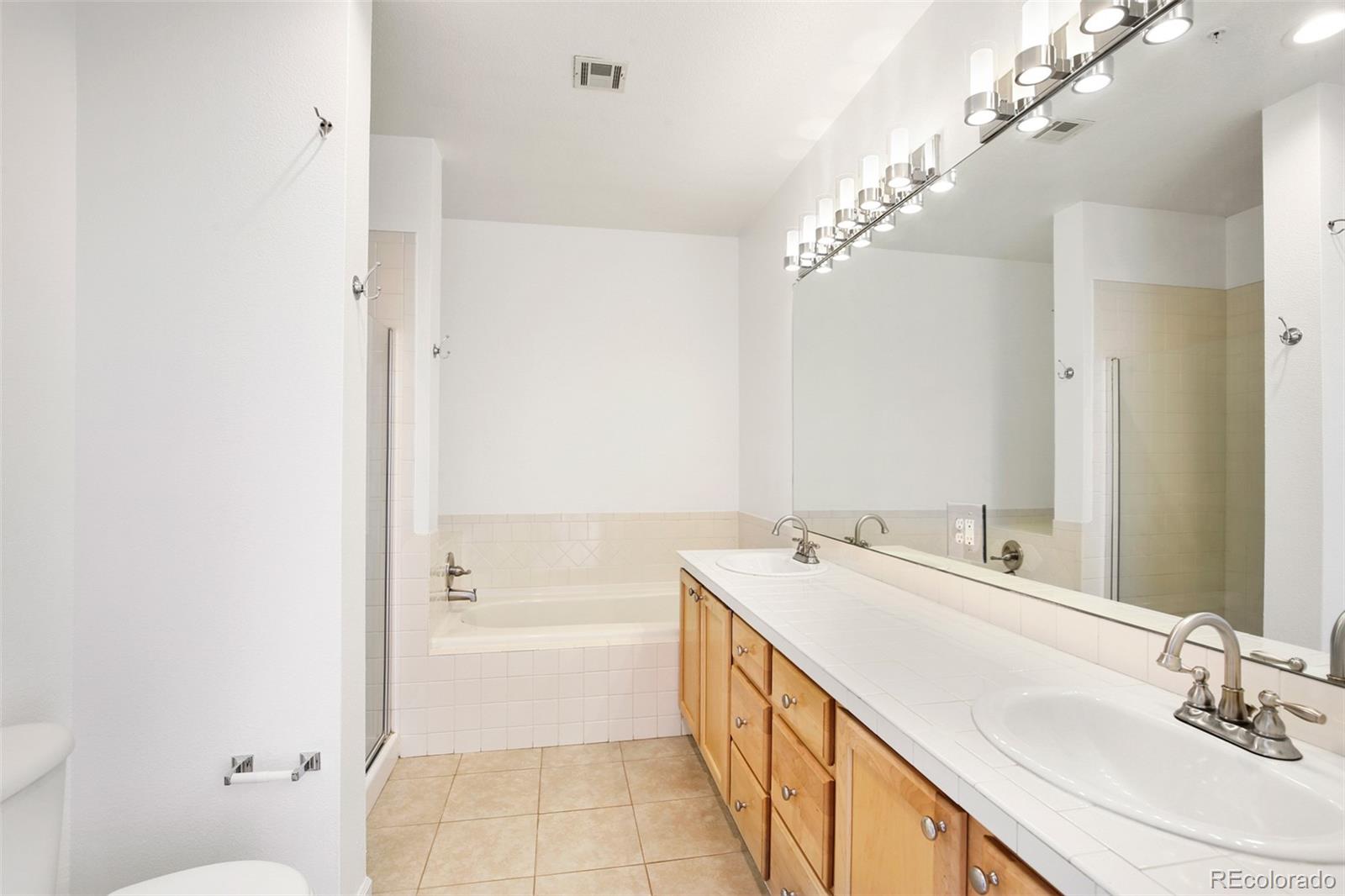 MLS Image #13 for 1100  cherokee street 504,denver, Colorado
