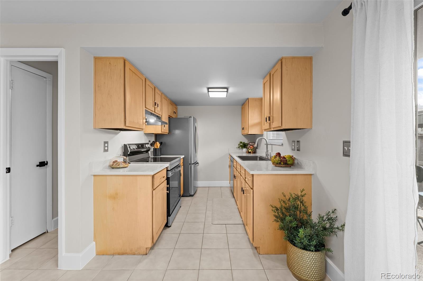 MLS Image #14 for 11394 w 18th avenue ,lakewood, Colorado