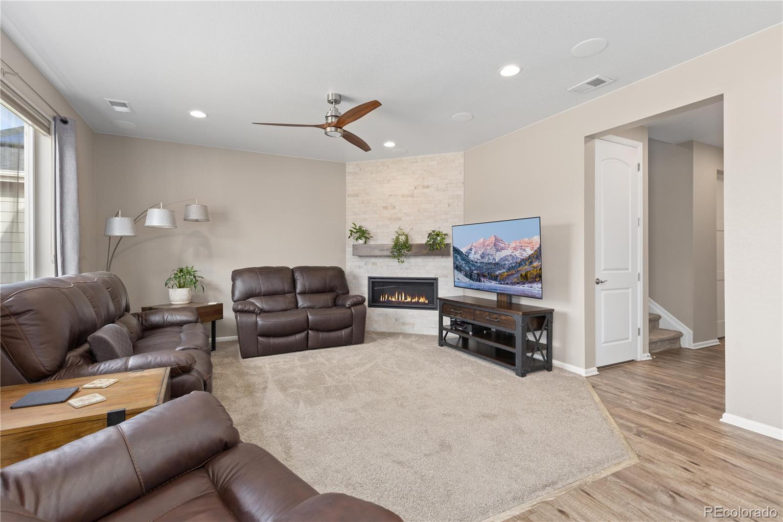MLS Image #2 for 2895  sand beach lake drive,loveland, Colorado