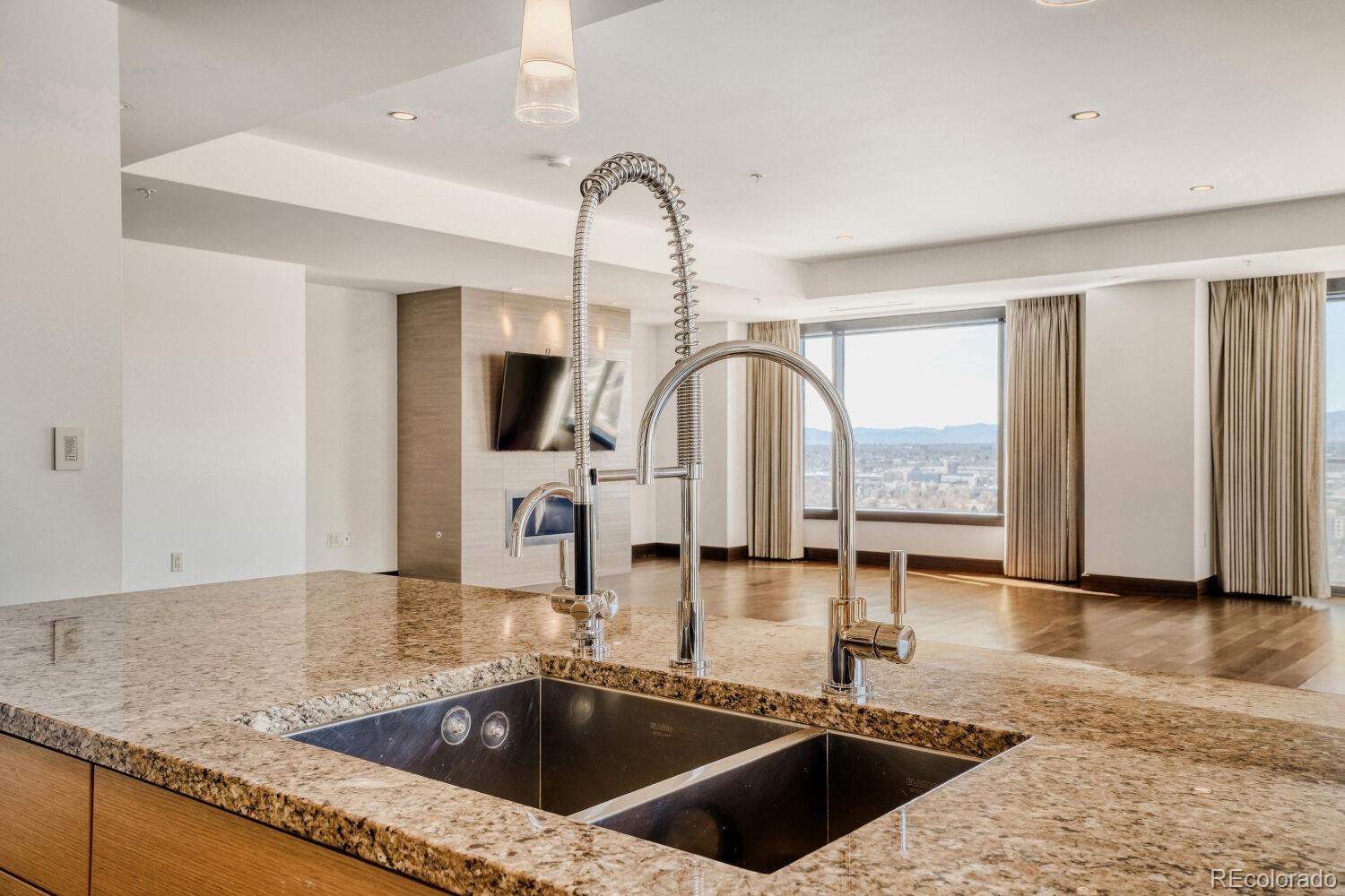MLS Image #14 for 1133  14th street,denver, Colorado