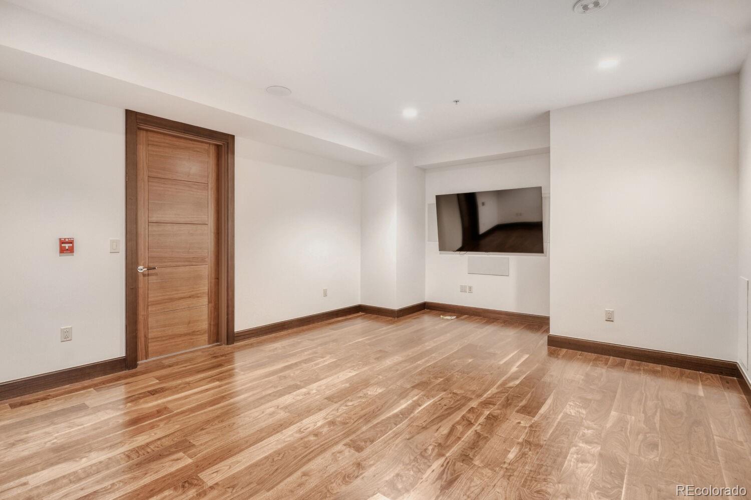 MLS Image #17 for 1133  14th street,denver, Colorado