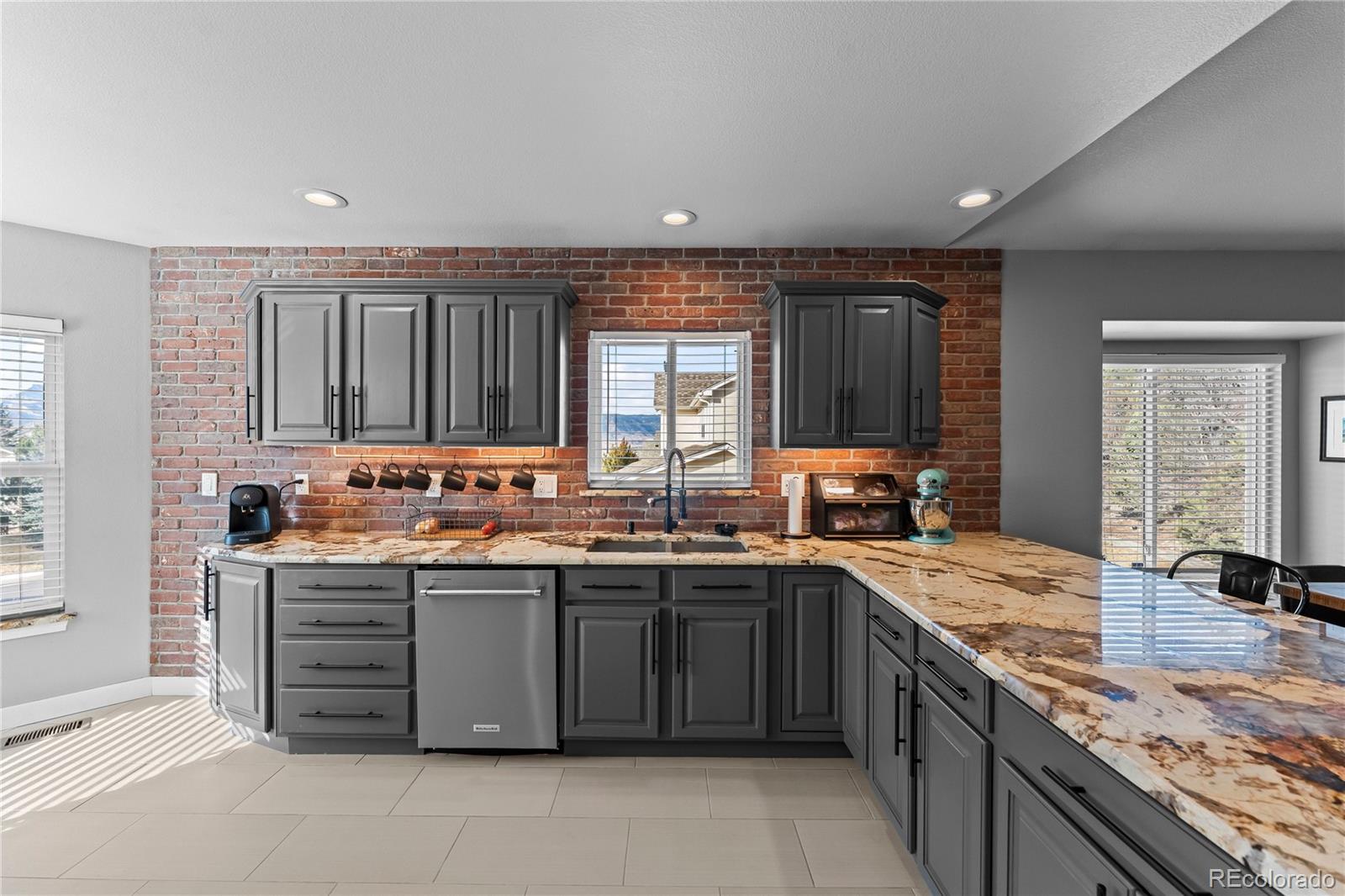 MLS Image #12 for 15515  curwood drive,colorado springs, Colorado
