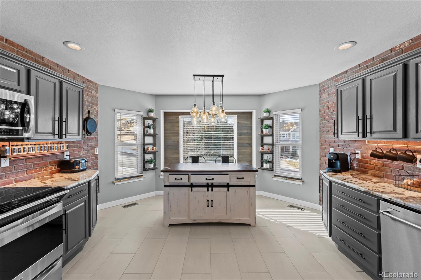 MLS Image #15 for 15515  curwood drive,colorado springs, Colorado