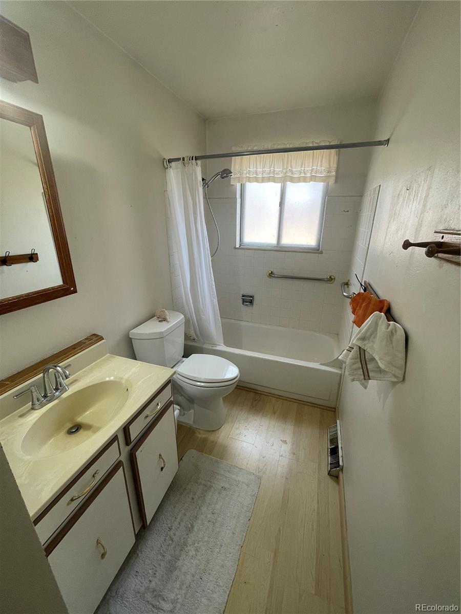 MLS Image #10 for 4426 s eagle circle,aurora, Colorado
