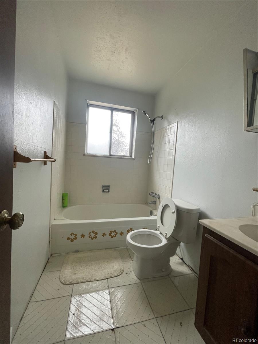 MLS Image #15 for 4426 s eagle circle,aurora, Colorado