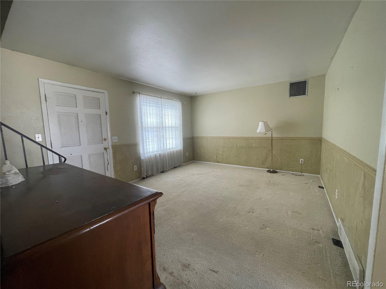 MLS Image #3 for 4426 s eagle circle,aurora, Colorado