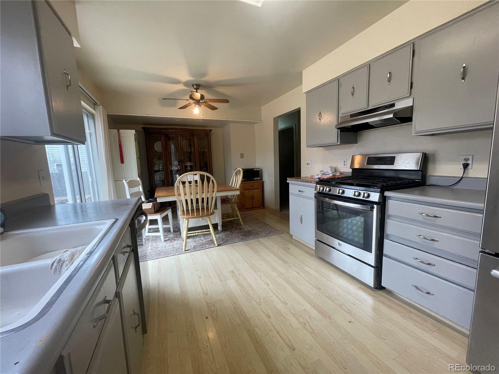 MLS Image #5 for 4426 s eagle circle,aurora, Colorado