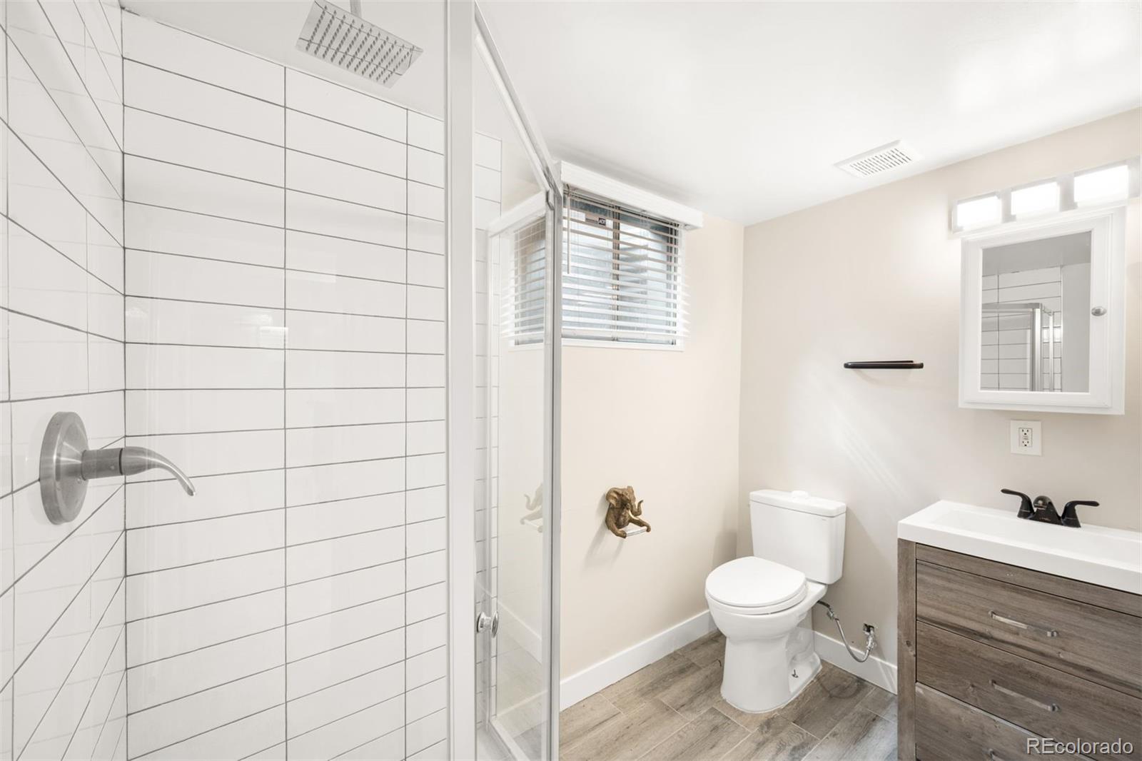 MLS Image #18 for 2655 s norman court,denver, Colorado