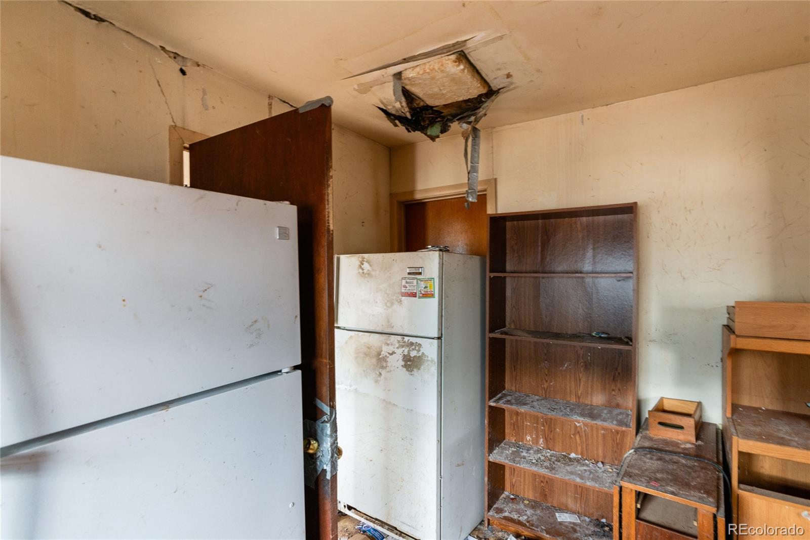 MLS Image #11 for 237 s knox court,denver, Colorado