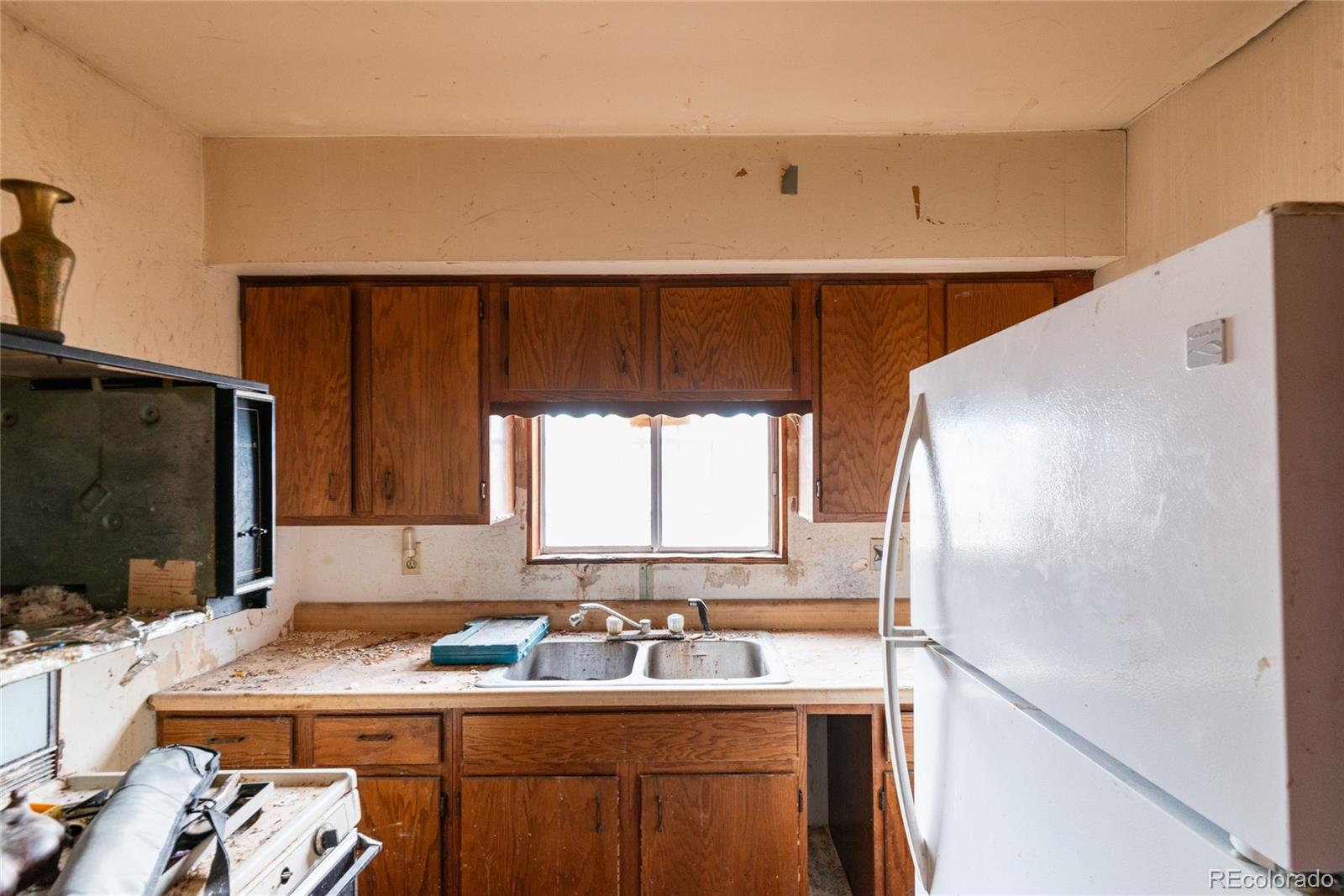 MLS Image #8 for 237 s knox court,denver, Colorado