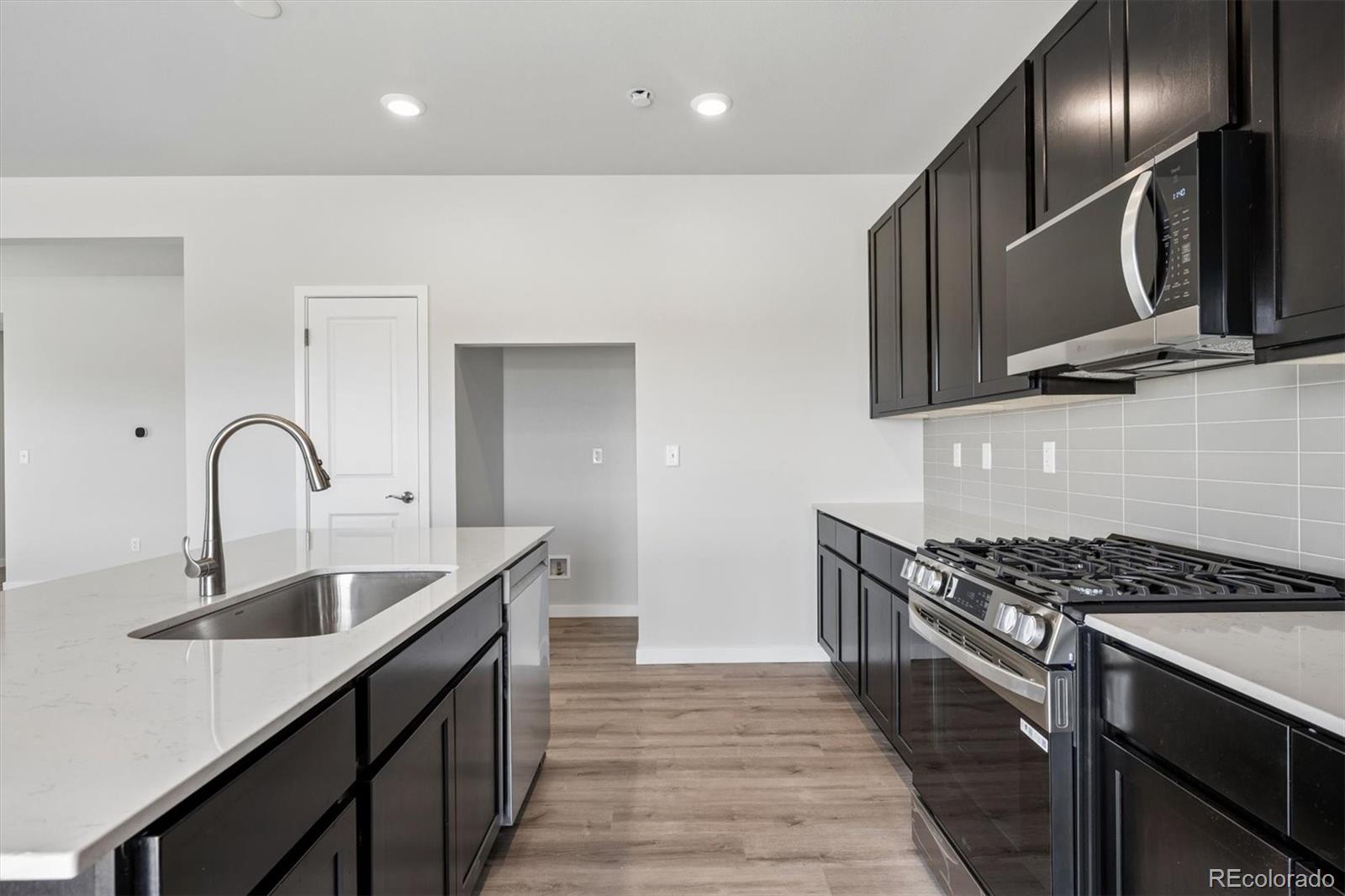 MLS Image #6 for 9394  danube street,commerce city, Colorado
