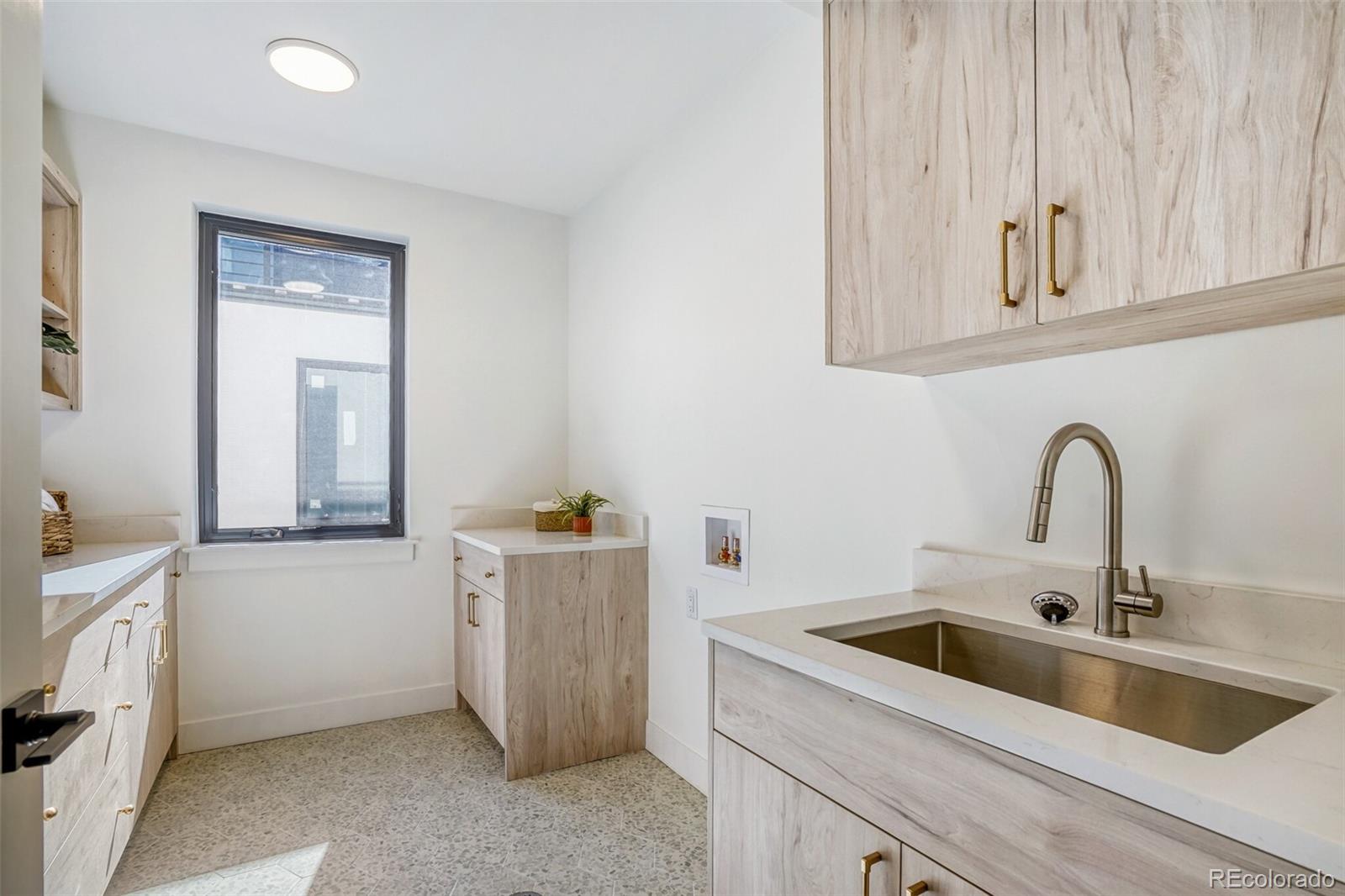 MLS Image #28 for 21 s jackson street,denver, Colorado