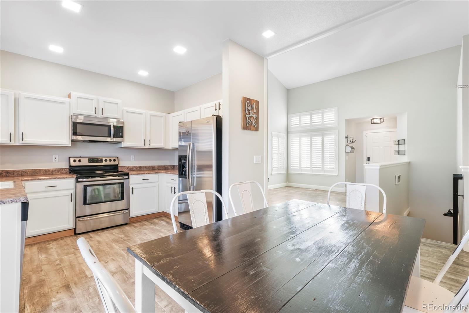 MLS Image #10 for 4635  saddle ridge drive,colorado springs, Colorado