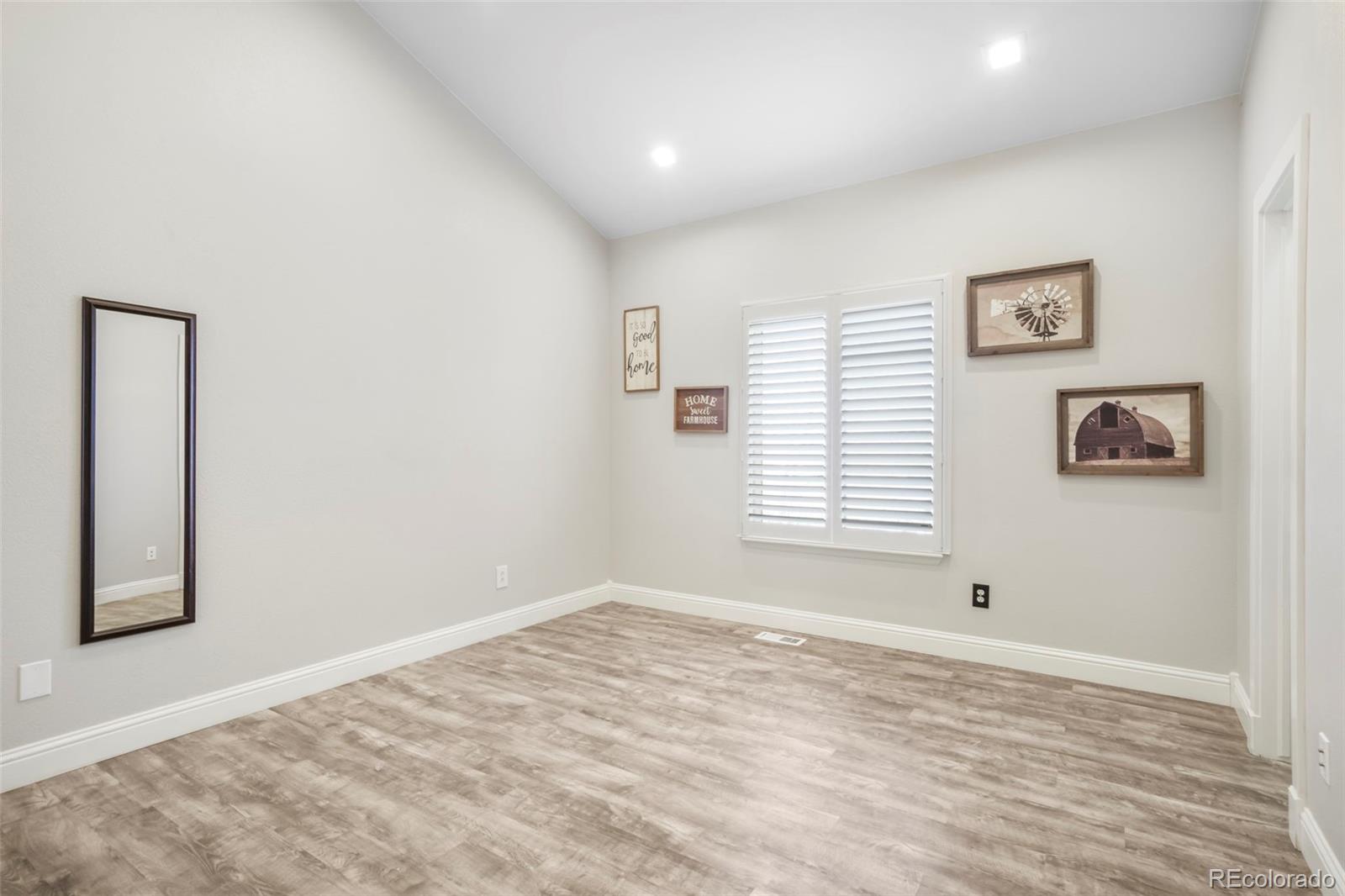 MLS Image #16 for 4635  saddle ridge drive,colorado springs, Colorado