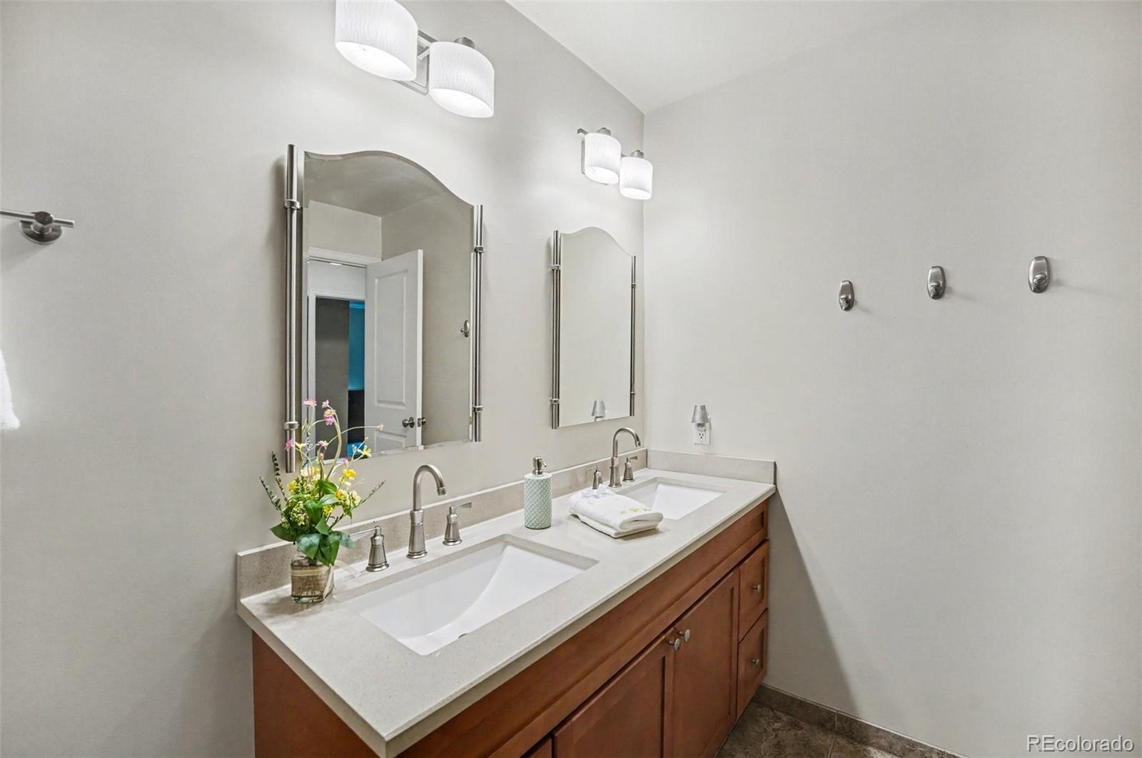 MLS Image #19 for 7936 s niagara court,centennial, Colorado