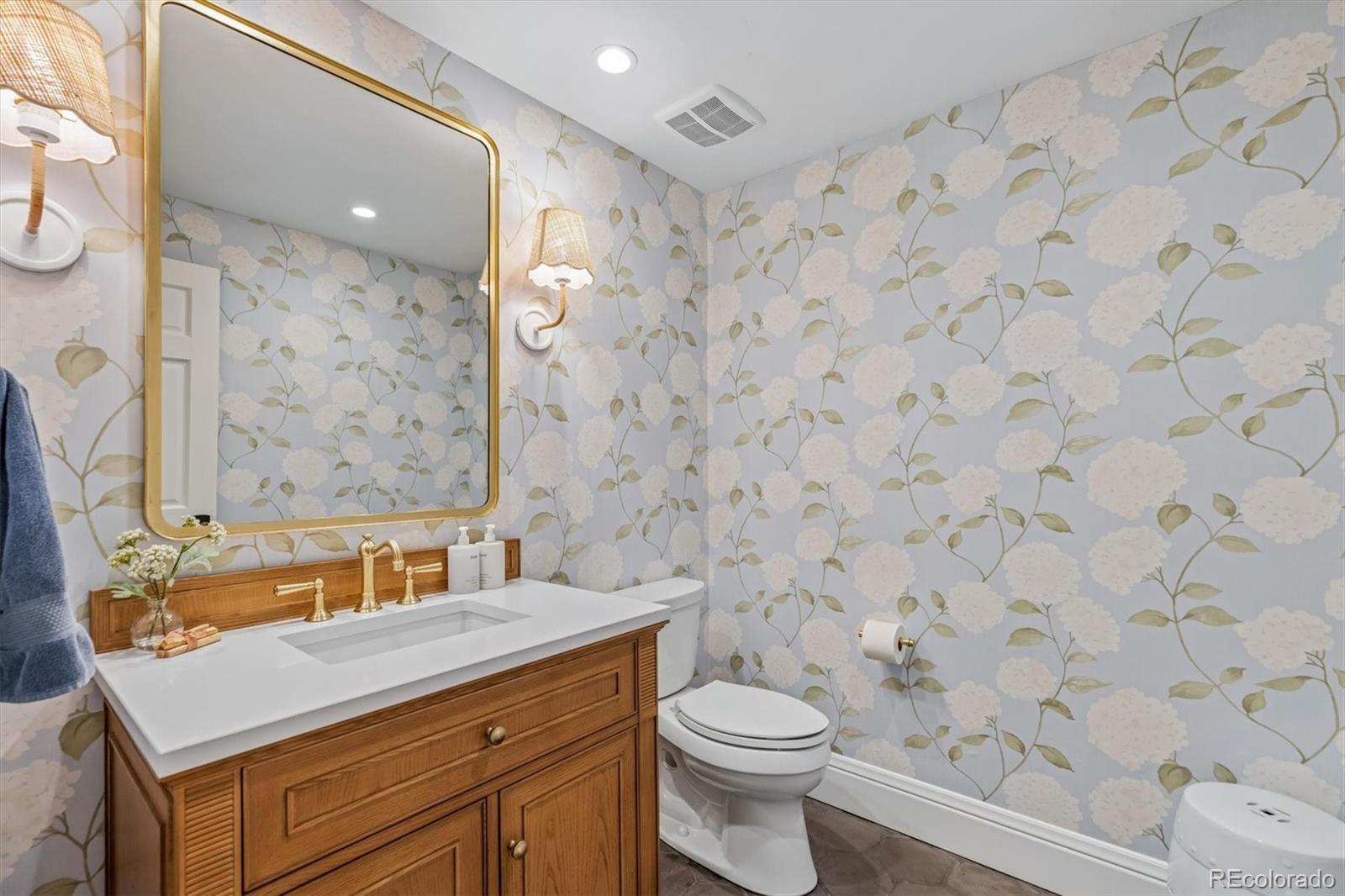 MLS Image #24 for 201  summit boulevard,englewood, Colorado