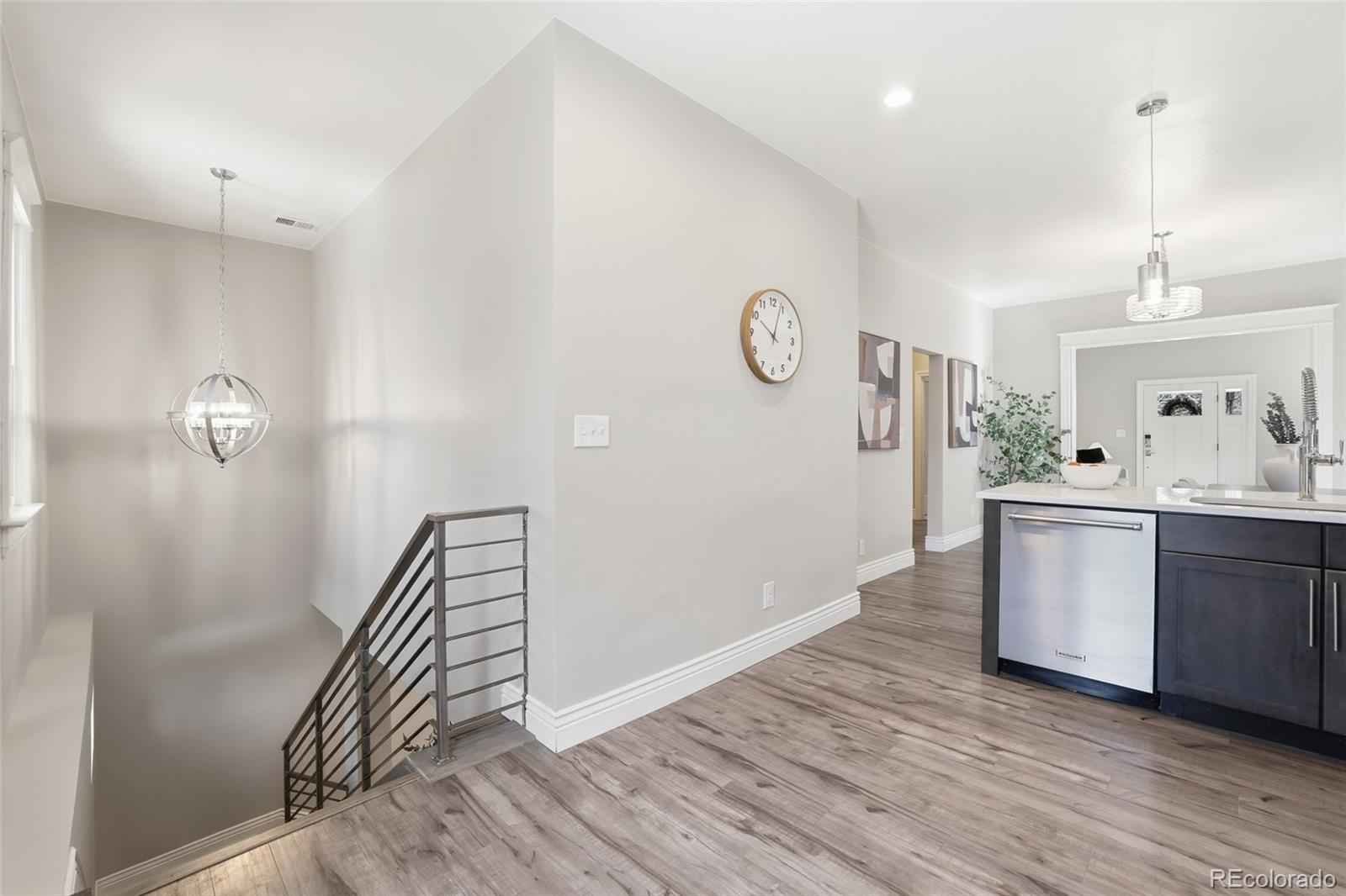 MLS Image #13 for 265 s corona street,denver, Colorado