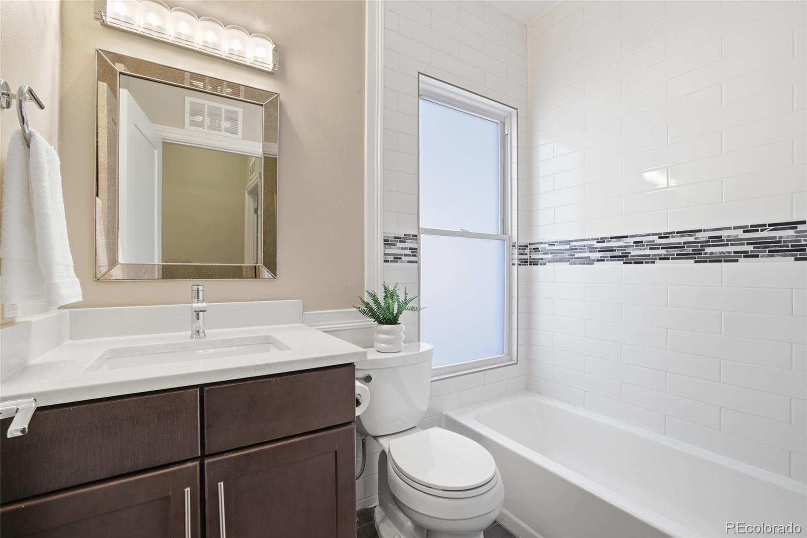 MLS Image #23 for 265 s corona street,denver, Colorado
