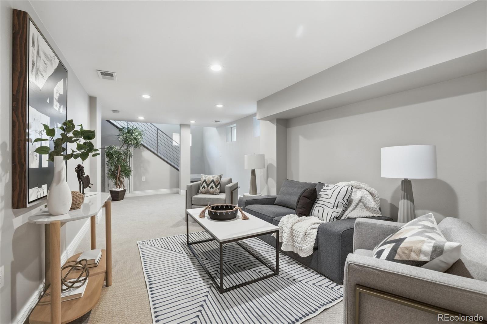 MLS Image #27 for 265 s corona street,denver, Colorado