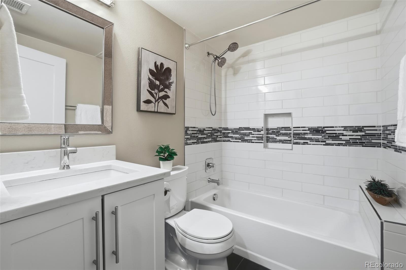 MLS Image #31 for 265 s corona street,denver, Colorado