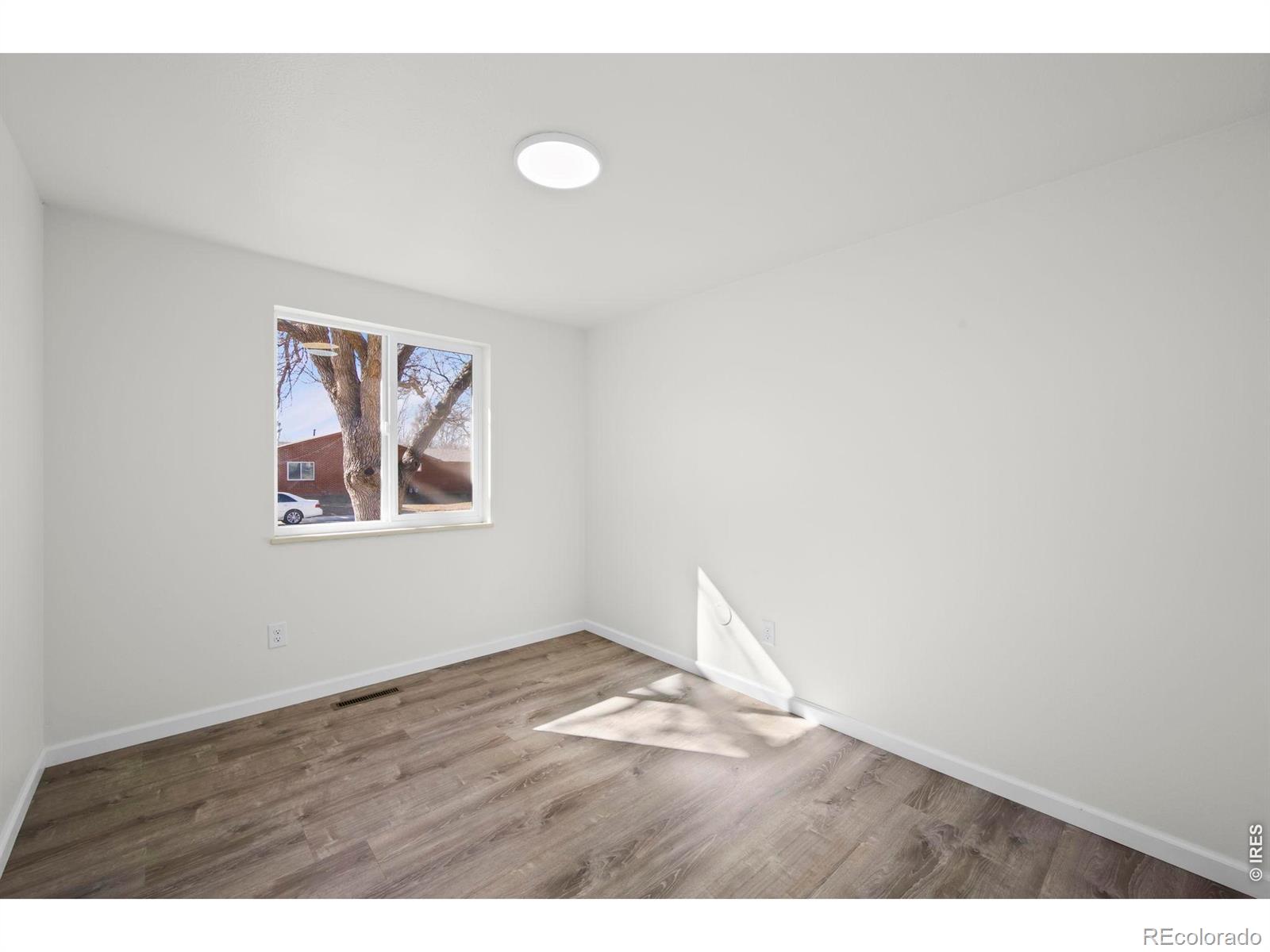 MLS Image #13 for 262 e 5th avenue,longmont, Colorado