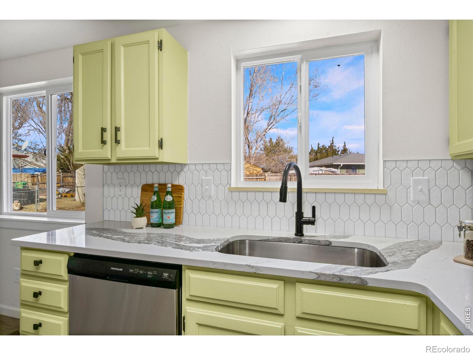 MLS Image #9 for 262 e 5th avenue,longmont, Colorado
