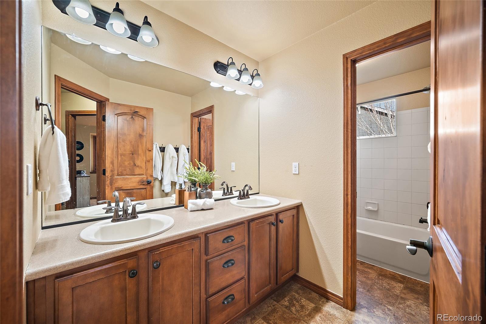 MLS Image #18 for 13421  crane canyon loop,colorado springs, Colorado