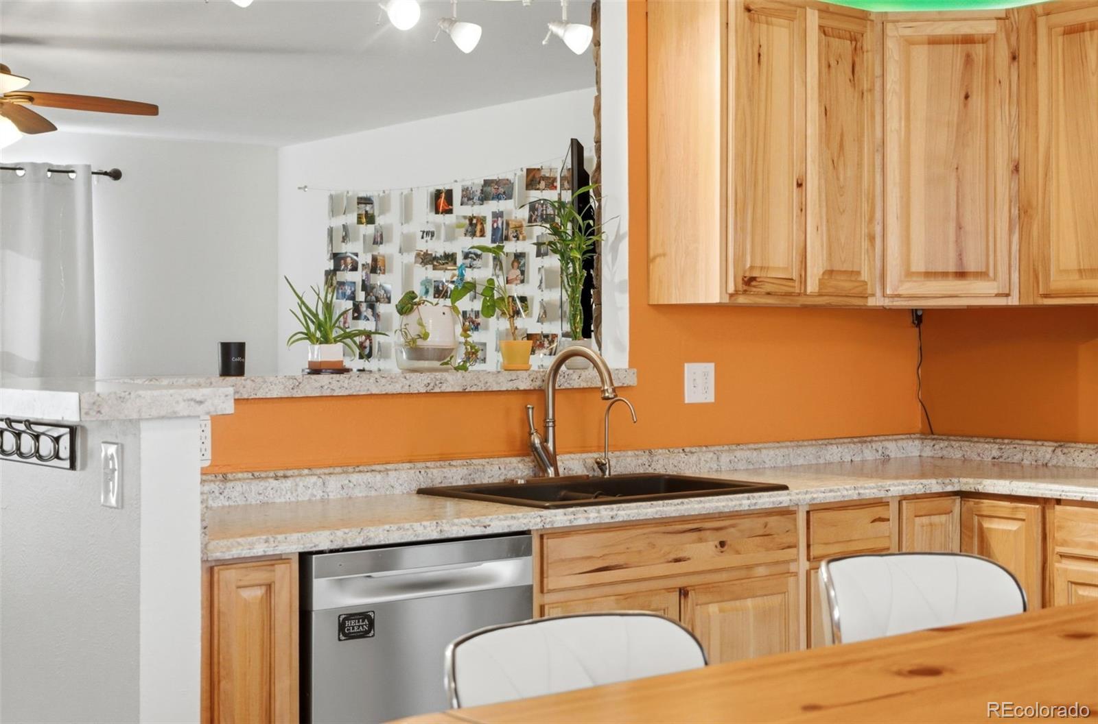MLS Image #10 for 8985 w euclid avenue,littleton, Colorado