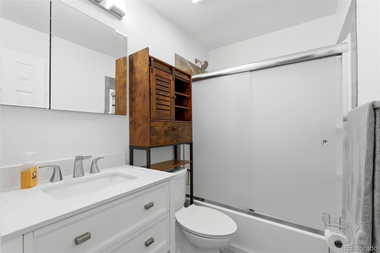 MLS Image #15 for 8985 w euclid avenue,littleton, Colorado