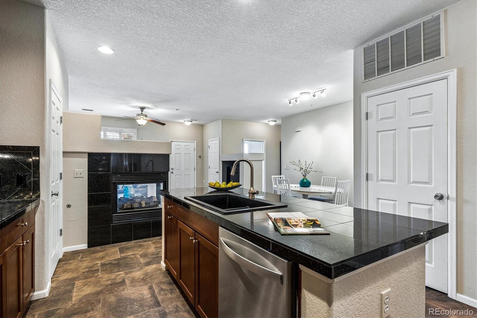 MLS Image #14 for 10007  martin luther king boulevard 103,denver, Colorado