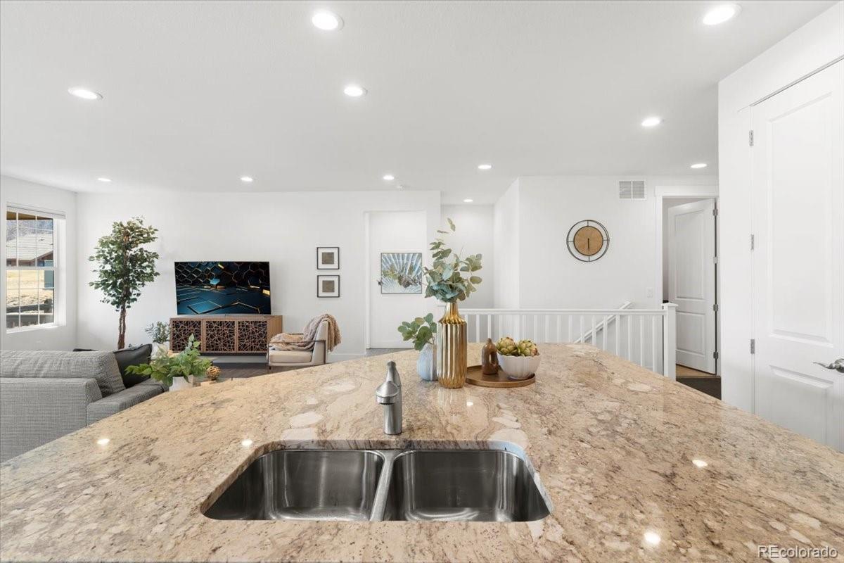 MLS Image #12 for 15926  red deer drive,morrison, Colorado