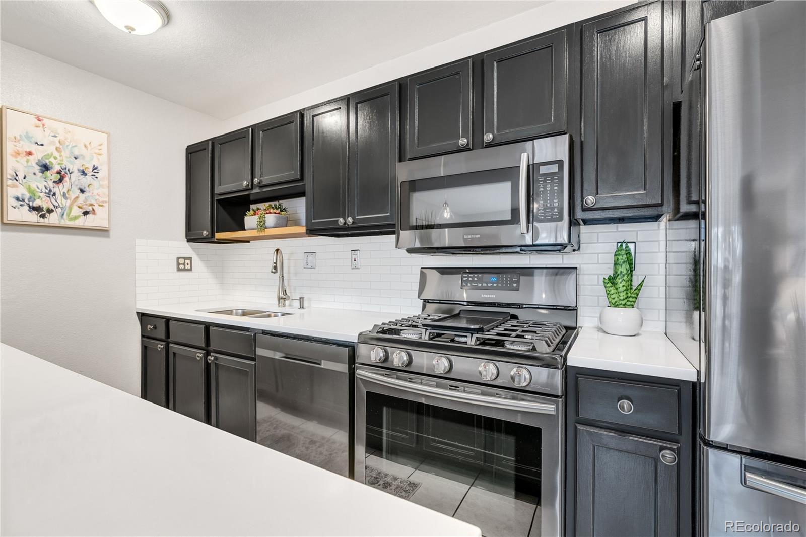 MLS Image #3 for 2438 w 35th avenue,denver, Colorado