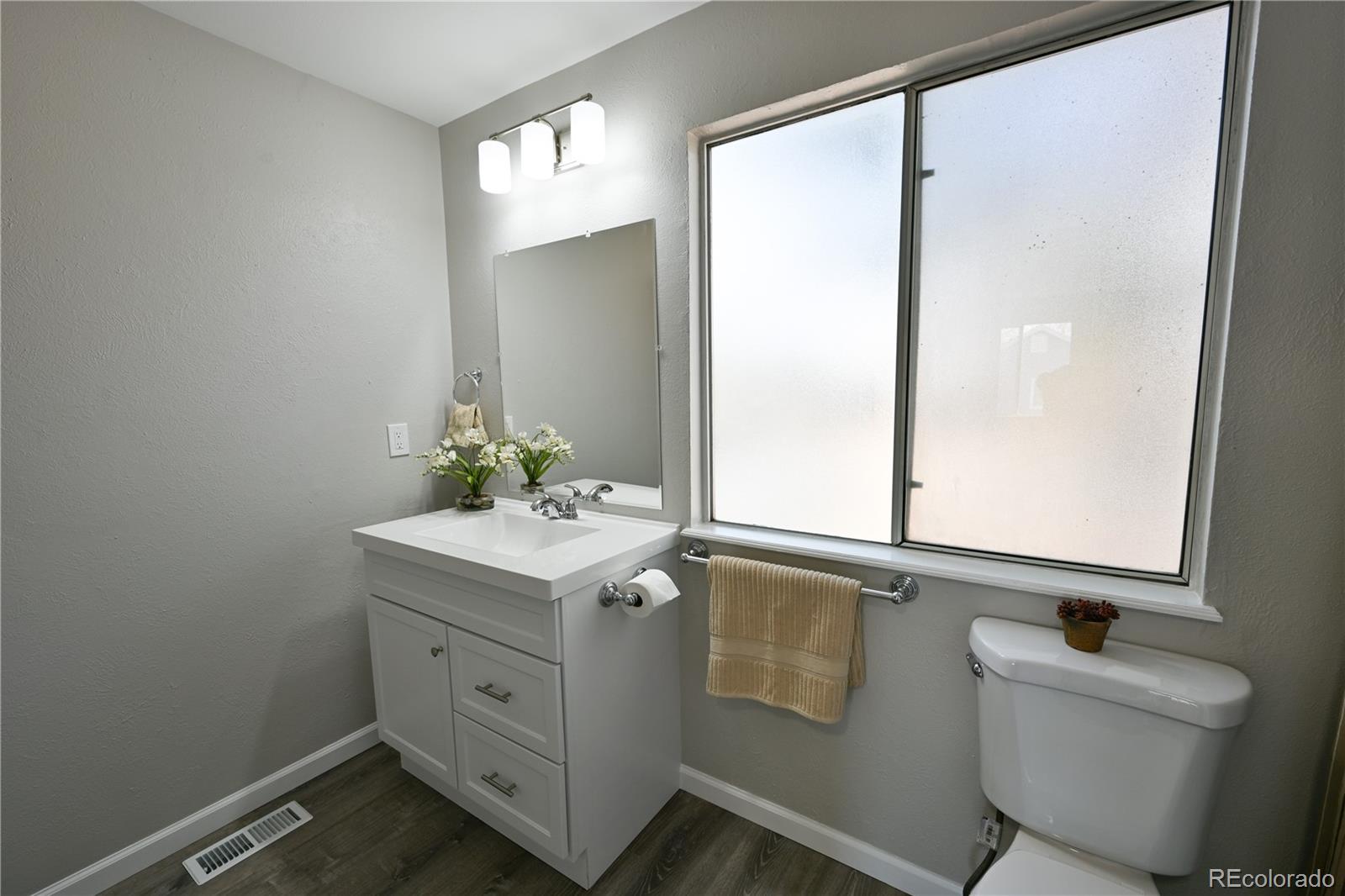 MLS Image #9 for 4933 s rifle court,aurora, Colorado