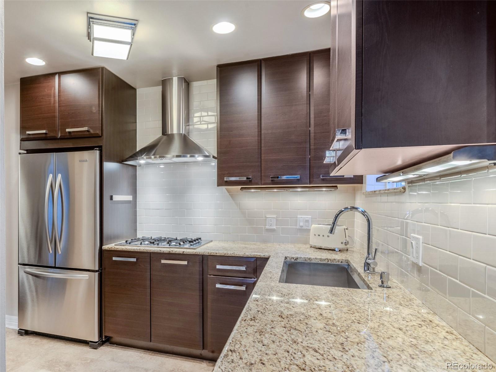 MLS Image #7 for 1025 s josephine street,denver, Colorado