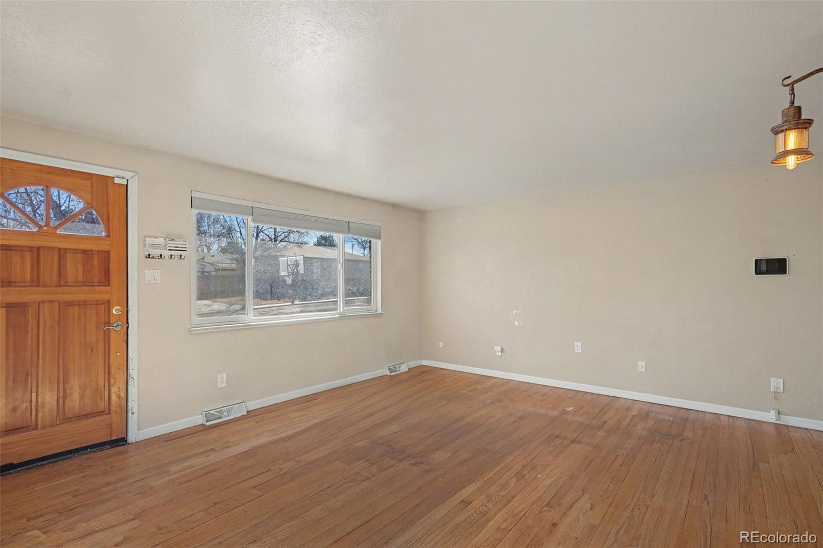 MLS Image #3 for 5475 s lakeview street,littleton, Colorado