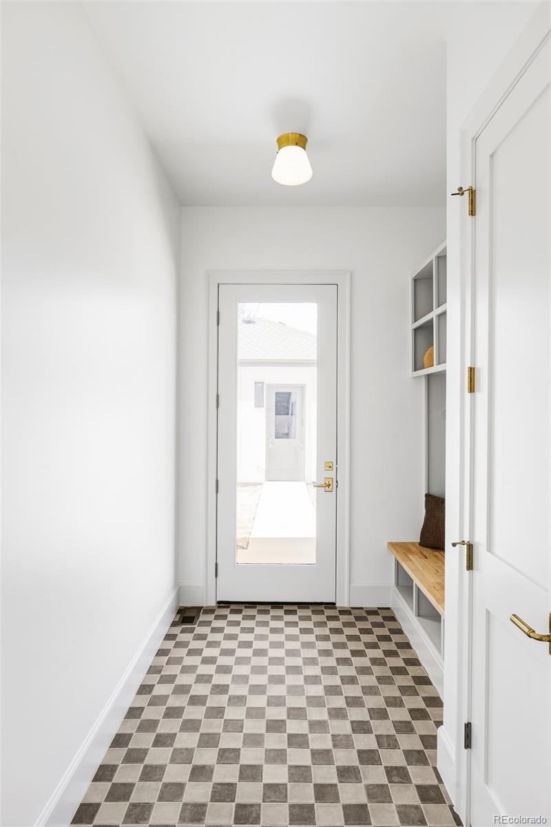 MLS Image #23 for 1739 s corona street,denver, Colorado