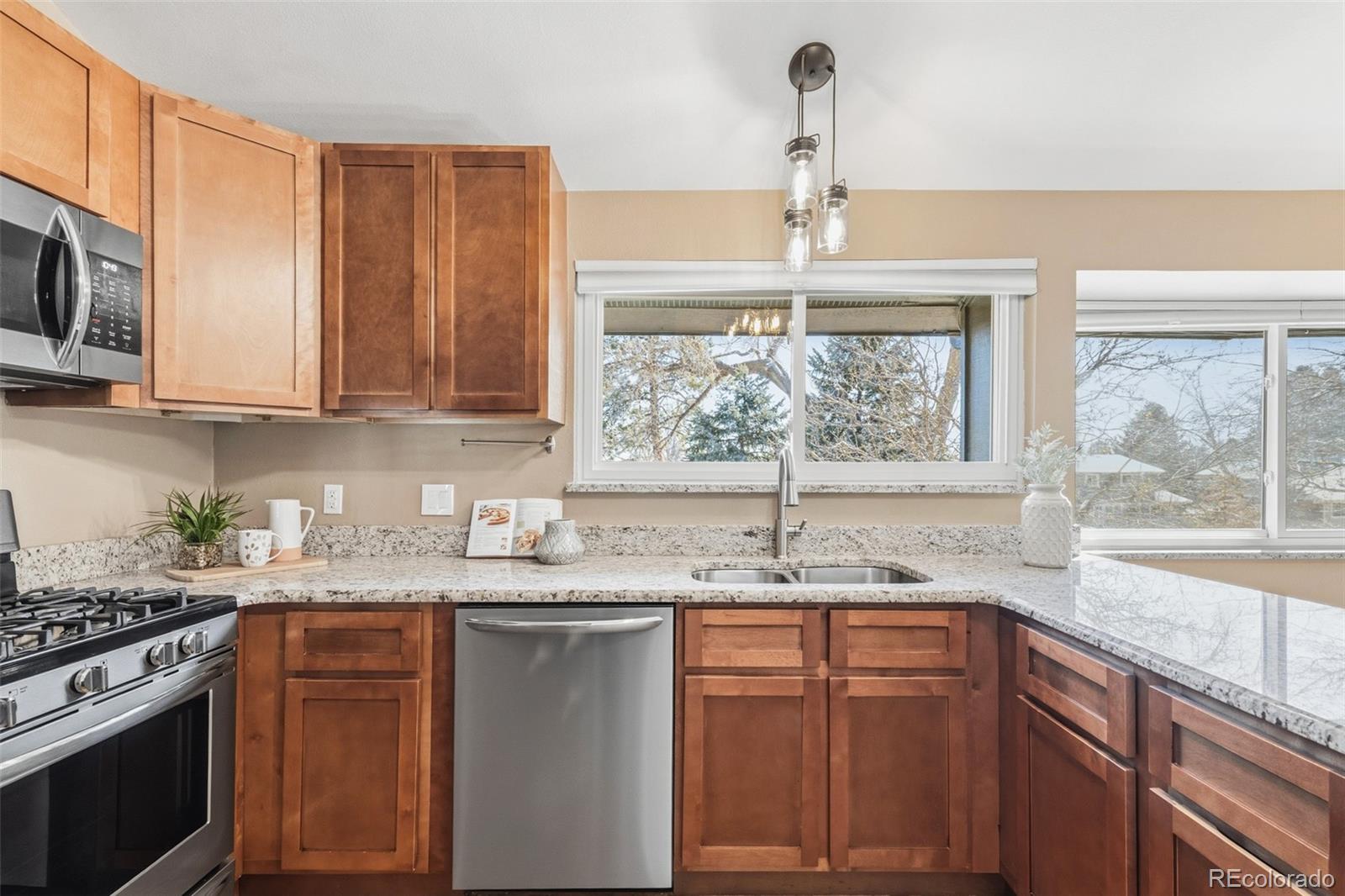 MLS Image #9 for 10715 e dorado avenue,englewood, Colorado